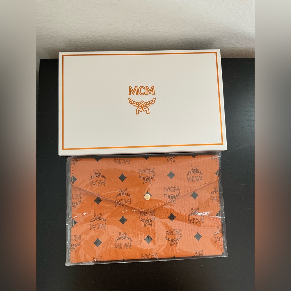 NIB MCM  Beauty Clutch